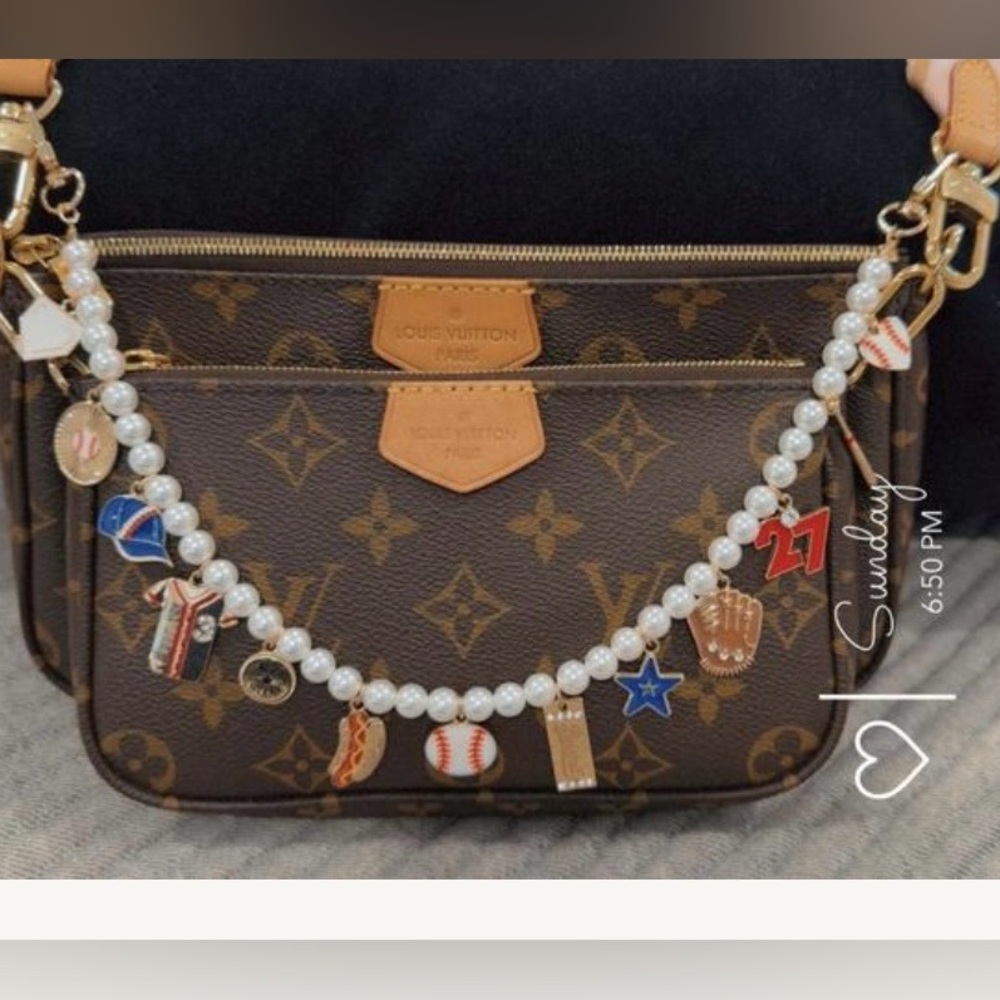 NWT Anthropologie Icon Pearl Football Purse Charm - Picture 10 of 11
